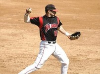 Huskies Salvage Split