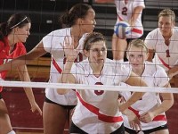 Huskies lose season finale