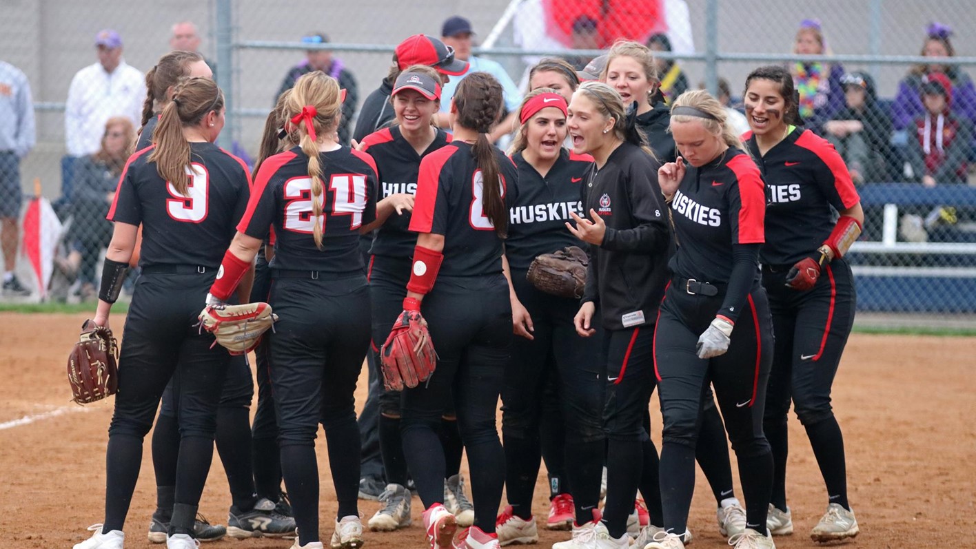 Softball Announces Their Next Captains KVSC 88.1 FM