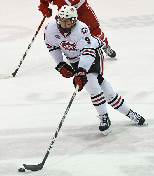 Huskies Swept by UMD, Look to Rebound Against Last-Place Miami - Vimarsana News