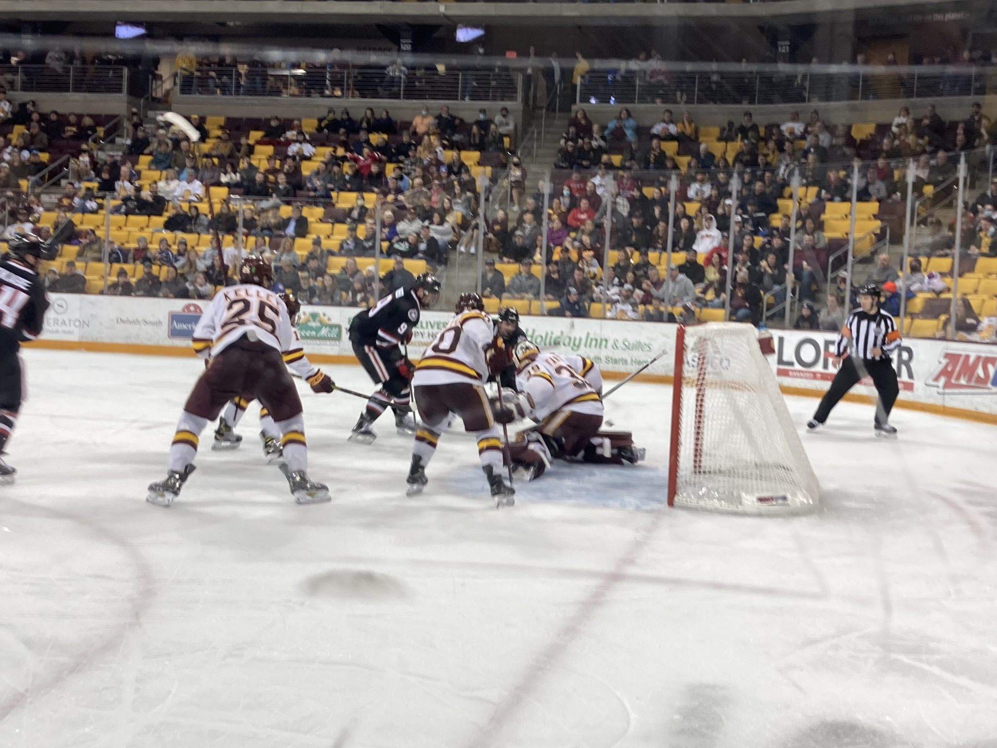 From Boys to Men, Huskies Grab Home Ice with Saturday Win over Duluth Bulldogs - Vimarsana News