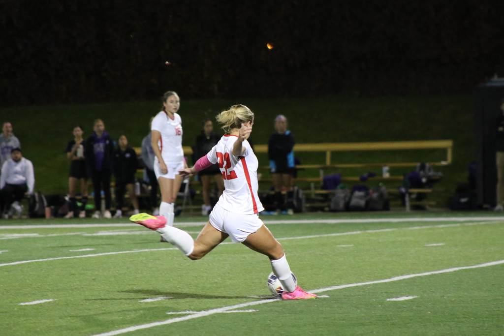 Johnson's Lone Goal Helps Mustangs Down Huskies 1-0. - Vimarsana News