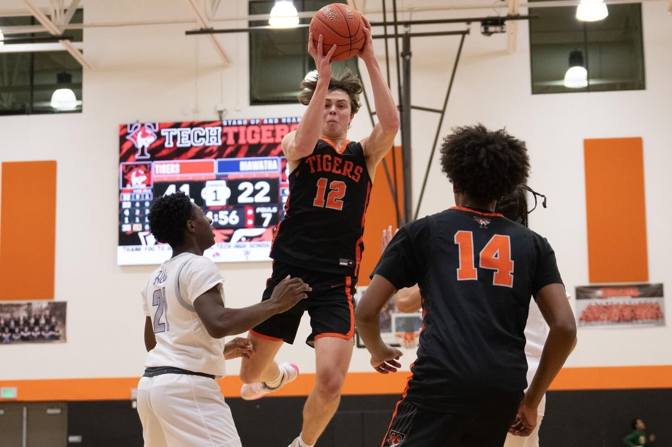 Ferguson Shines in 71-67 Win Over Sartell - Vimarsana News