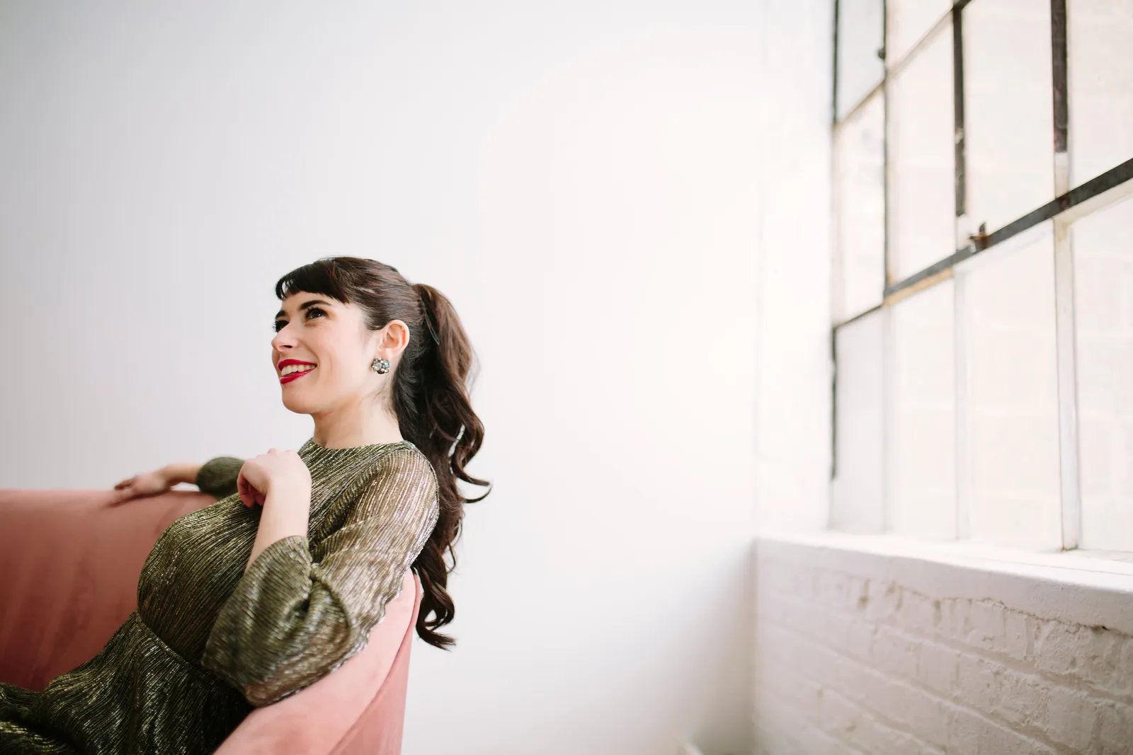 Granite City Radio Theatre Welcomes Leslie Vincent on March 6 - Vimarsana News