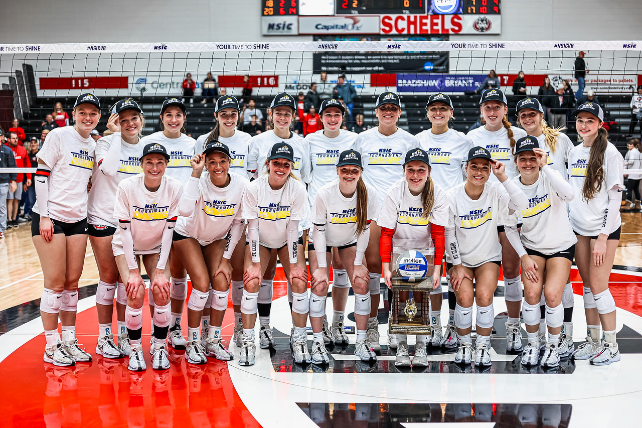 SCSU Volleyball Wins 2024 NSIC Tournament Championship, Advancing to