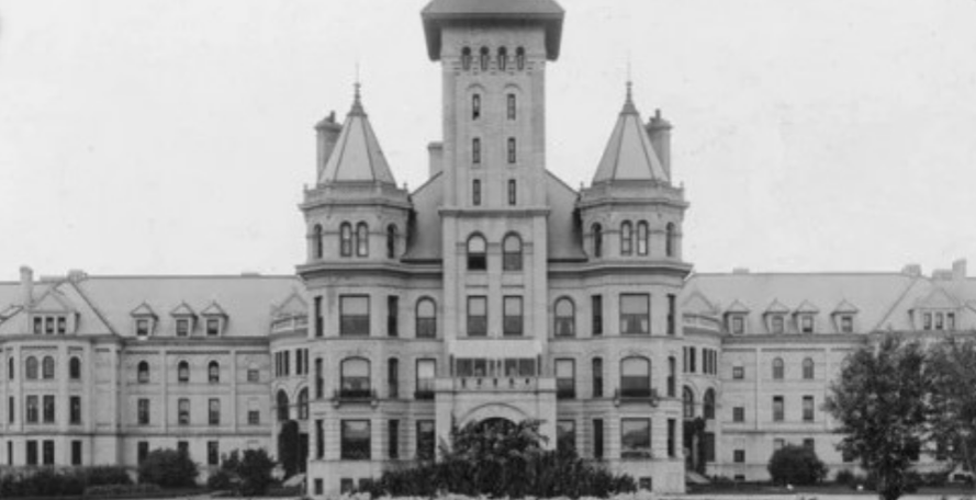 A black and white photo of Fergus Falls State Hospital
