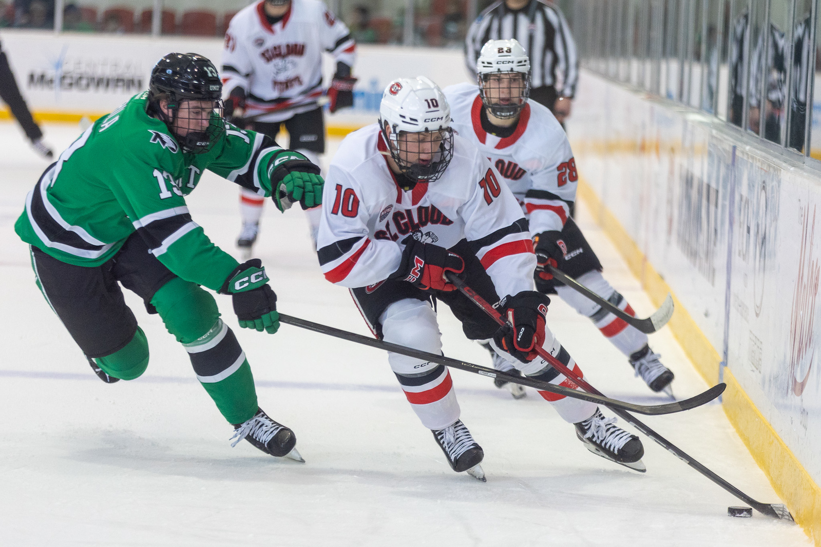 Huskies Earn Shootout Win Over North Dakota