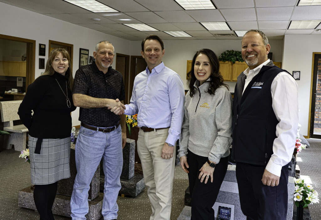 Pictured from left to right following the close of sale of Marshfield Monument: Michele Hopperdietzel; Brian Hopperdietzel, Marshfield Monument; Matt Gaffy, CEO, Scipi Companies; Jill Kampa, President, Sunburst Memorials; Jeff Behrens, CFO, Scipi Companies.