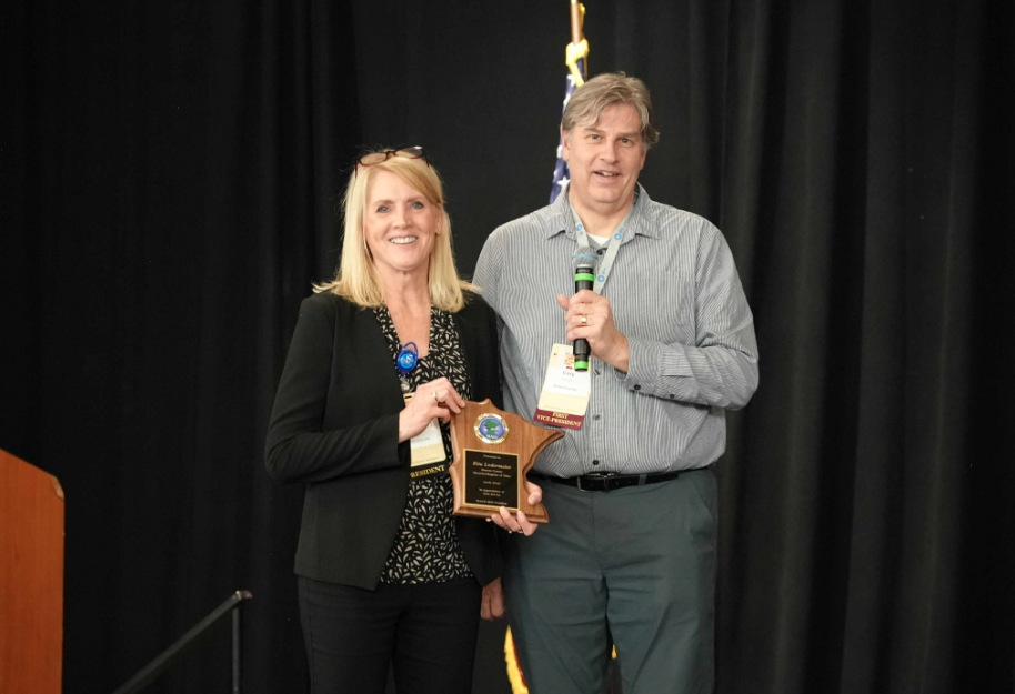 Minnesota Association of County Officers Honor Roll Given to Stearns County Recorder